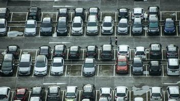Pemprov DKI Sebut Kenaikan Tarif Parkir Rp60 Ribu per Jam Khusus Kendaraan Tak Lulus Uji Emisi dan Tunggak Pajak