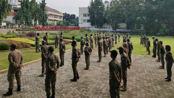 Satgas COVID-19 Minta Daerah Lain Tiru Jam Malam di Depok-Bogor