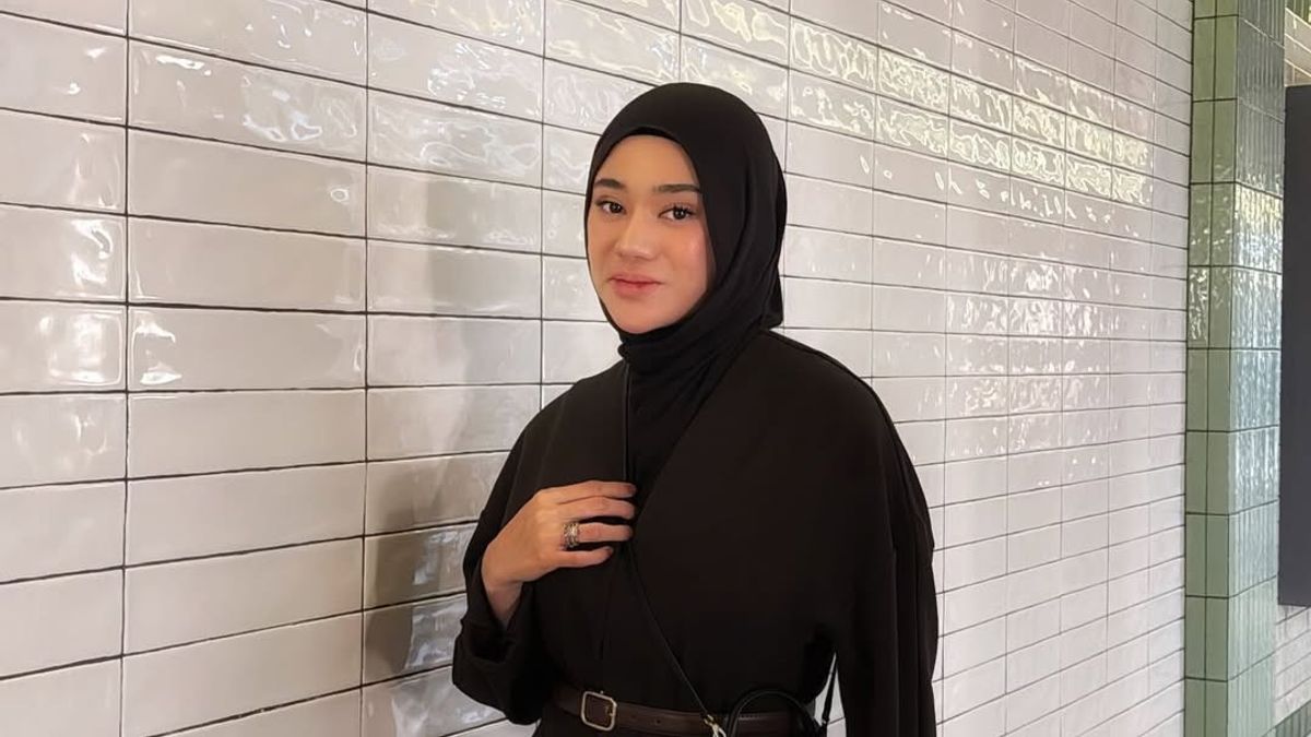 불륜에 걸렸을 때, 클라라 쉰타는 니카이 알렉산더 아사드와 결혼할지 확신하지 못했다고 말했다.