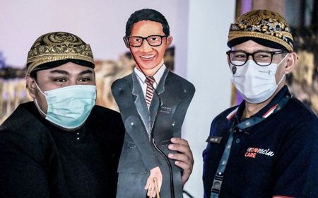 Lewat Cerita Wayang, Sandi Uno Minta Dalang  Milenial Sosialisasikan Prokes COVID-19