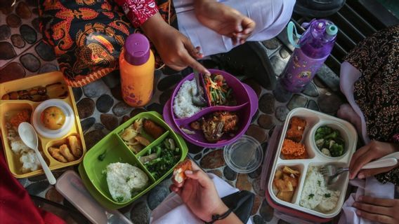 Program Makan Bergizi Gratis Bakal Dibagikan ke 15 Juta Orang pada Awal Januari 2025