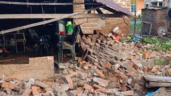 5 ضحايا جرحى خطير و 100 أسرة متضررة بسبب الزلزال M 4.7 يرتعش شرق فلوريس 