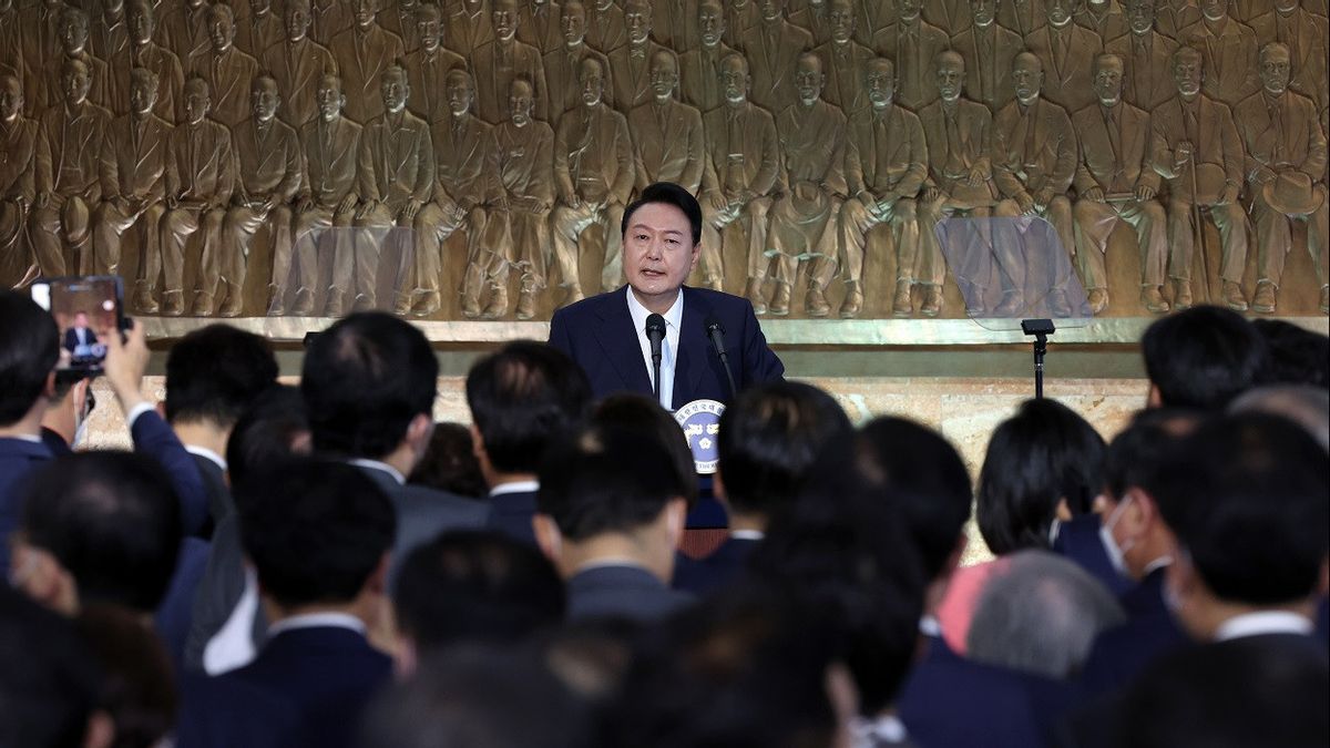 Ada Kasus COVID-19 di Ruang Pers, Presiden Korea Selatan Hentikan Agenda Tanya-Jawab Harian dengan Wartawan