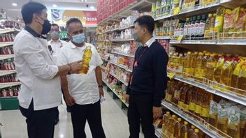 居民不要惊慌，Cianjur零售店的食用油价格确认为1.4万印尼盾