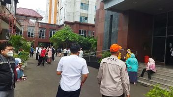 Gempa, Puluhan ASN dan PJLP Pemkot Jakpus Berhamburan Keluar Gedung Selamatkan Diri