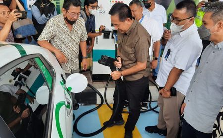 Jelang KTT G20 Bandara Soekarno Hatta Dirikan SPKLU di Terminal 3