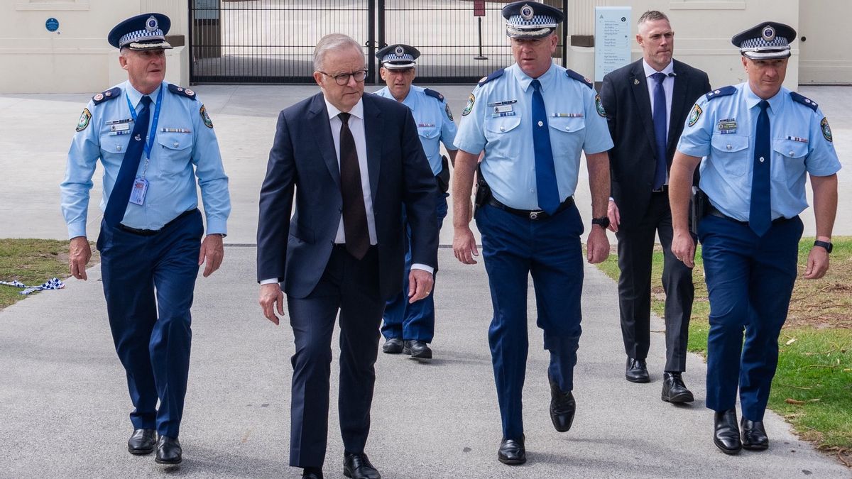 Le Premier ministre Albanese proposera un durcissement de la loi sur les armes à feu lors d'une réunion du cabinet aujourd'hui