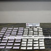    Polisi Gagalkan Peredaran Ratusan Cartridge Vape Etomidate di Jakbar