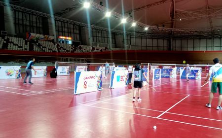 Pererat Sinergitas, Jakpro Gelar Turnamen Badminton Persahabatan 2024