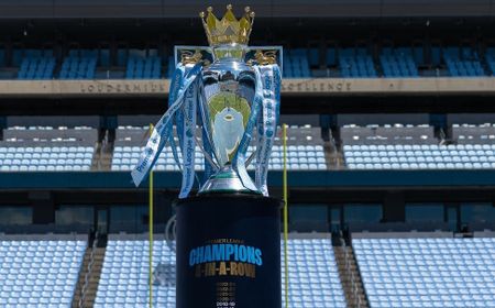 Setengah Bagian Trofi Premier League Dicuri