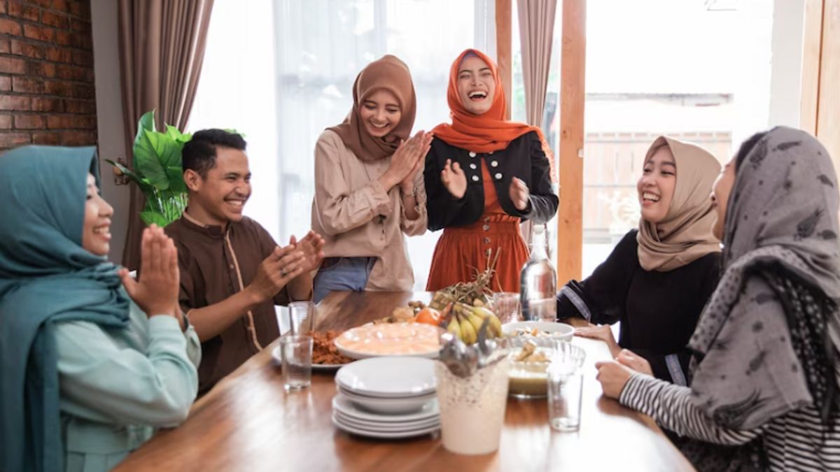 Getting To Know The Open House Tradition During Eid, What Needs To Be Prepared?