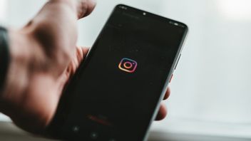 Pengguna Instagram Diblokir Massal, AI Dituduh Penyebabnya