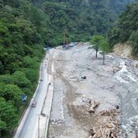 Perbaikan Jalan Lembah Anai Dihentikan Sementara, Jalur Dibuka 24 Jam untuk Mudik Lebaran