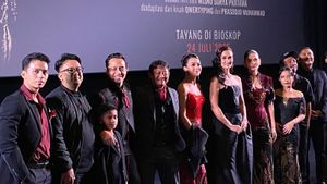 Tantangan Bukie B. Mansyur Perankan <i>Kampung Jabang Mayit</i>: Adegan Intens dengan Atiqah Hasiholan