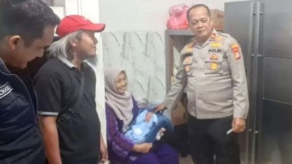 حزين، طفل يبلغ من العمر يومين ترك في عربة ناصية أودوك بعد وفاة والدته