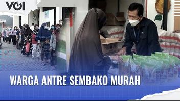 VIDEO: Sembako Murah, Warga Rela Antre Panjang di Pondok Kopi Jaktim