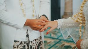 Simak Fakta Apakah Nikah Siri Boleh Tinggal Serumah Secara Sah