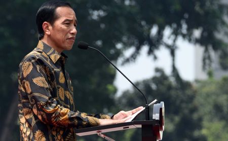 Jokowi 'Suruh' Luhut Bentuk Gugus Tugas untuk Lancarkan Subsidi Angkutan Barang ke Daerah