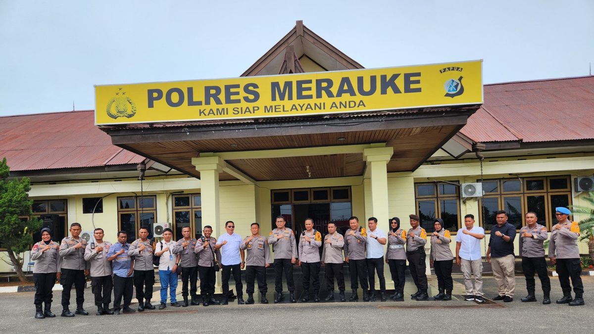 Eradicating Narcotics Abuse, Head Of BNNP Papua Coordinates With Merauke Police