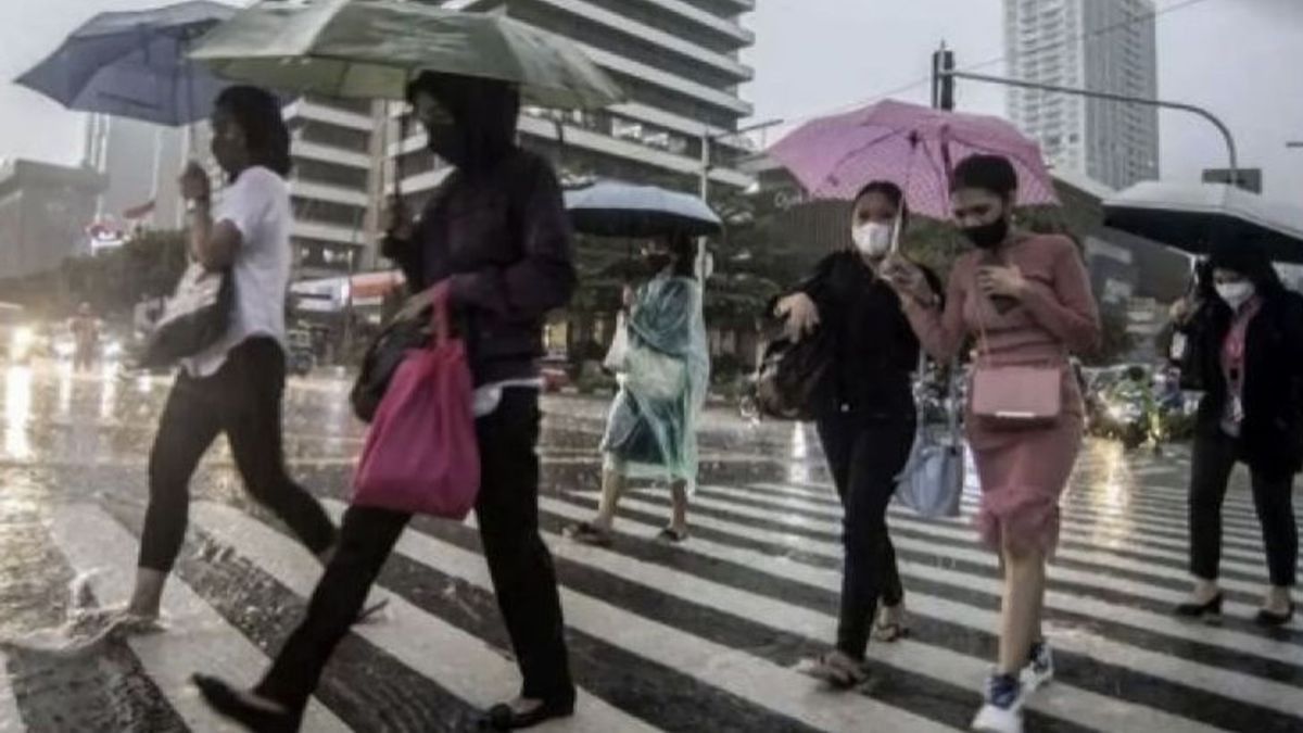ジャカルタ雨水にはマイクロプラスチックが含まれています、DKI州政府:迅速に対応する必要がある環境警報