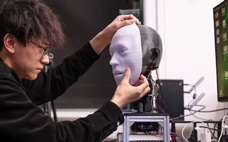 Robot Emo dari Columbia University Bisa Memprediksi dan Meniru Ekspresi Wajah Manusia dengan Cepat