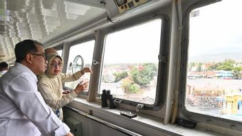 وزير النقل يستعرض جاهزية ميناء كيتابانغ-جيليمانوك قبل عطلة نهاية العام