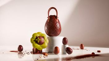 注目を集め、ルイ・ヴィトンは4100万ルピアでイースターエッグチョコレートを作る