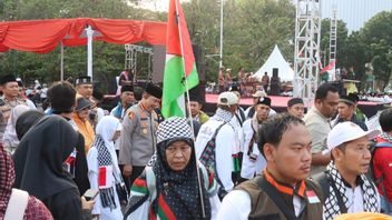 1,722 联合军官在莫纳斯为巴勒斯坦人提供印度尼西亚团结行动