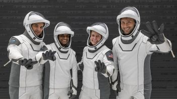 公式のアクシオム4ミッション終了、4人の宇宙飛行士が地球に安全に着陸