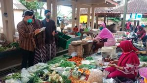 Berita Kulon Progo: Harga Minyak Goreng di Kabupaten Kulon Progo Masih di Atas HET