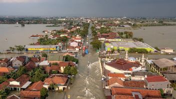 Banjir Berangsur Surut, Jalur Pantura Demak-Kudus Dibuka Bertahap
