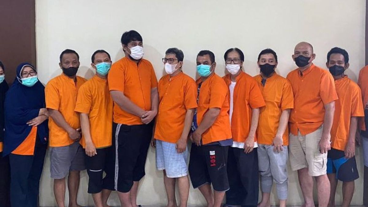 La Police De Sulawesi Du Sud Délègue Des Affaires De Corruption à L’hôpital Batua Makassar Avec 13 Suspects Au Bureau Du Procureur