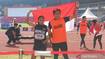 The Figure Of Mas Bayu Behind Ni Made Arianti's Success In Winning The Gold For The 2022 ASEAN Para Games, Although Not Yet Fully Fit