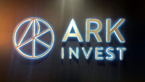 ARK Invest Ubah Arah,专注于比特币同时等待以太坊ETF的清晰度