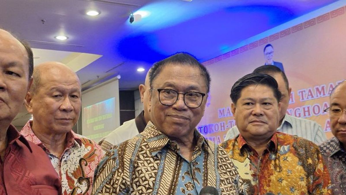 Le président Hanura OSO revendique le chef de la tribu à Kalbar Dukung Ganjar-Mahfud