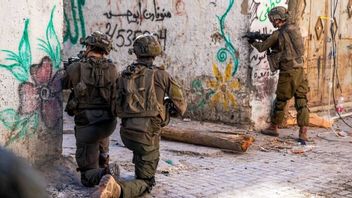 Penembak Jitu Israel Tewaskan Ibu dan Anak di Gereja Katolik Gaza