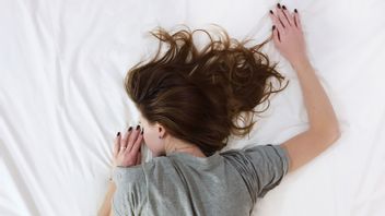 Dormir Le Week-end Ne Paie Pas Pour La Privation De Sommeil Un Jour Typique
