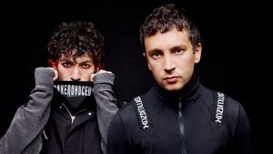 Twenty One Pilots Pecahkan Rekor Penjualan Album Rock Terbesar dalam Enam Tahun Terakhir