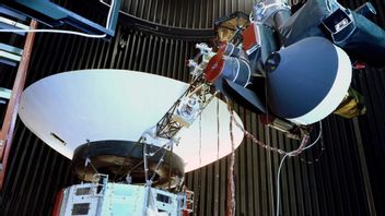 Not Satisfied Only 46 Years, NASA Again Asks Voyager 2 To Take A Peek At Space For Even Longer