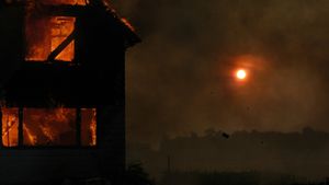 Remaja Alami Luka Bakar Akibat Ledakan Rumah Pembuat Petasan di Kertek Wonosobo 
