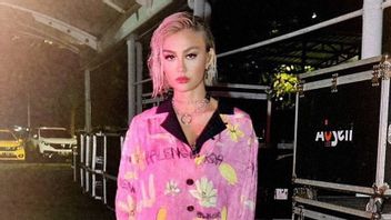 Agnez Mo Pamer Kedekatan dengan Justin Timberlake, Kolaborasi?