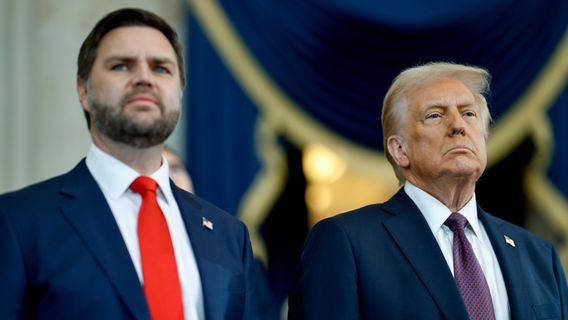 NYT: ドナルド・トランプはJDバンスの後継者としての適格性を疑問視する