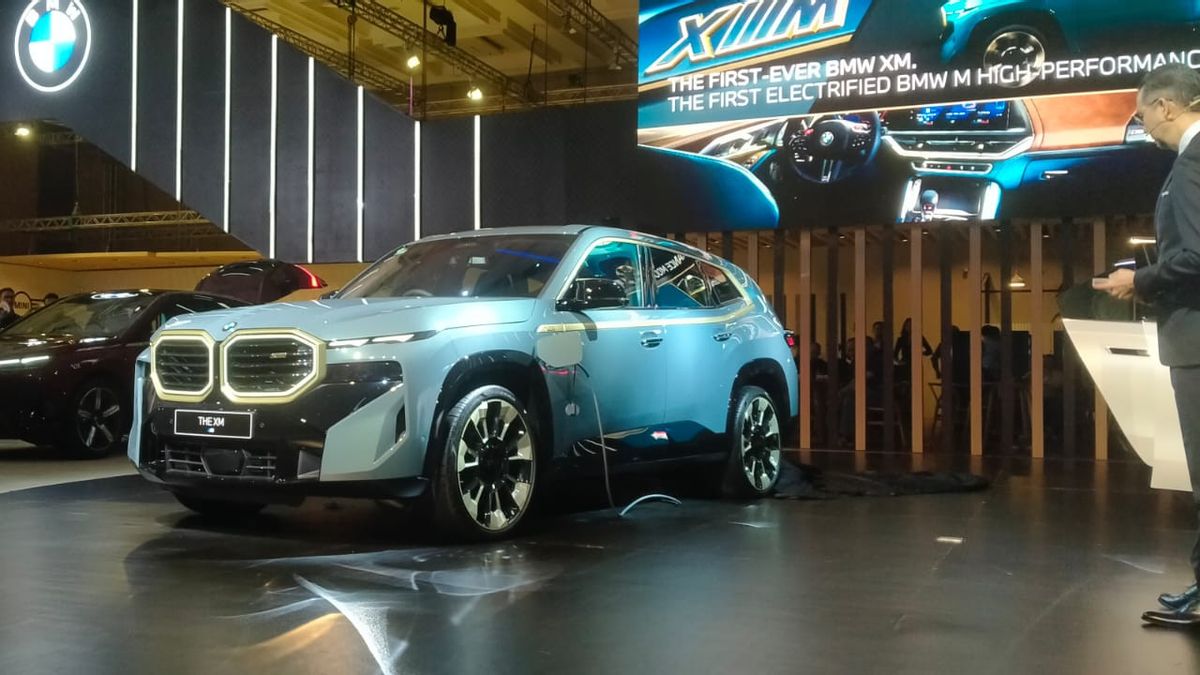 BMW XM, Fastest SAV Officially Presented At GIIAS 2023 At Fantastic Price