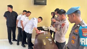 Kabid Propam Bersama 50 Personel Polda Kaltara Jalani Tes Urine