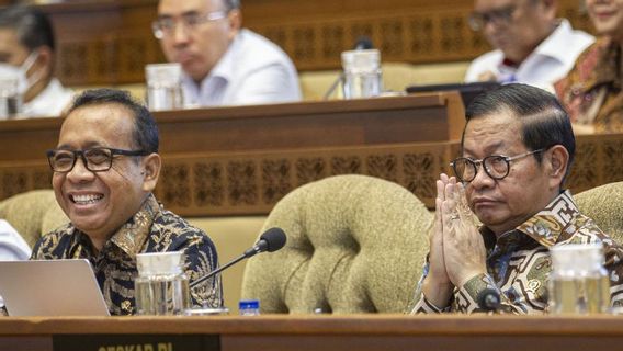 Presiden Jokowi Teken Keppres Pemberhentian Pramono Anung, Pratikno Jadi Plt Seskab