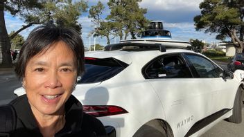 Autonomous Taxi Era Begins In California, Driverless Ridehail Service Allowed To Operate