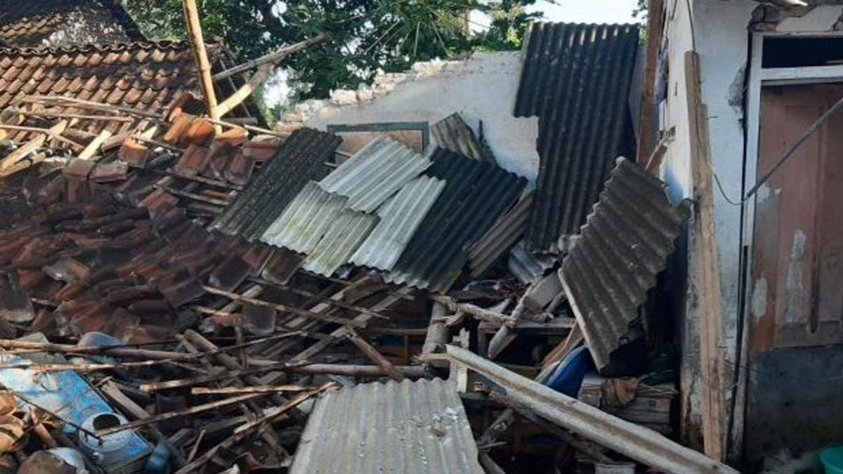 Gempa Bumi di Jember Sebabkan Belasan Rumah Rusak, Pendataan Masih Dilakukan