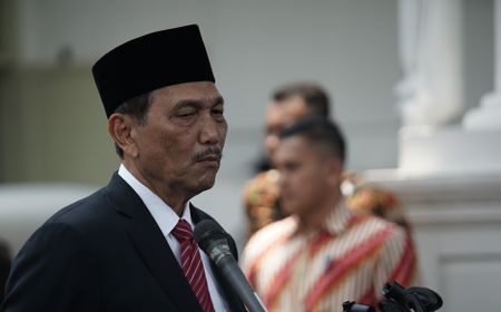 Akui Banyak Masalah saat Pandemi, Luhut: Kalau Ada yang Bilang Ini Tak Terkendali, Sangat Tidak Benar