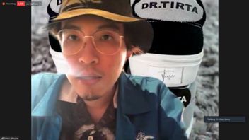 Dokter Tirta Khawatir Inpres COVID-19 Libatkan TNI Timbulkan Gesekan