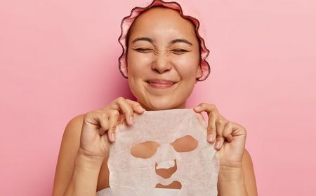 Gak Boleh Asal-asalan, Begini 4 Tips Memilih Masker Wajah Sesuai Tipe Kulit